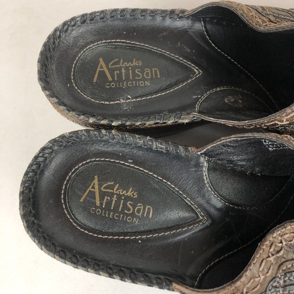 Clarks Artisan Women's Size 8.5M Brown Distressed Leather Slip On Wedge Mules - Picture 8 of 10